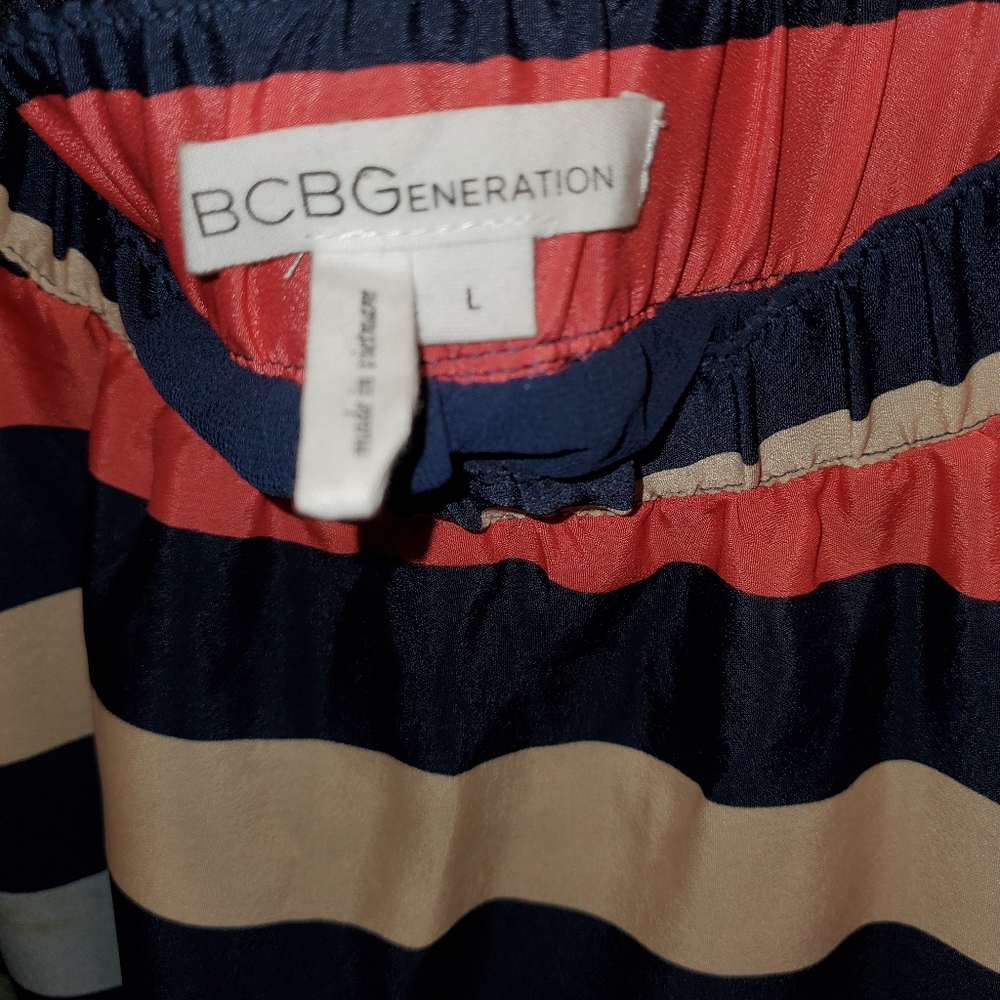 Clothes - Picture 2 of 4